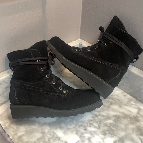 Bearpaw Krista Black Lace Up Cow Suede Wool Wedge Boots Women’s 9 - Picture 1 of 9
